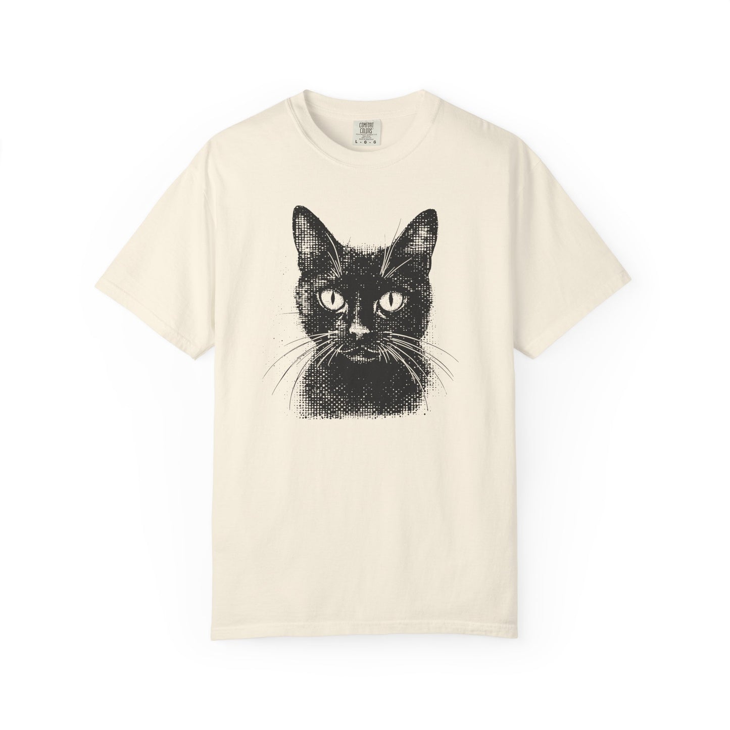Black Cat Portrait T‑Shirt — Vintage Graphic Tee for Cat Lovers